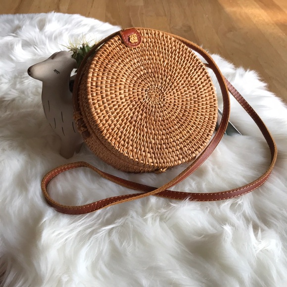 Handbags - NWT rattan round woven straw crossbody bag